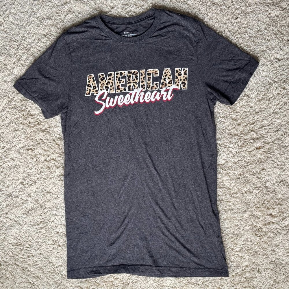Grey Cheetah Print American Sweetheart Women's Short Sleeved Shirt Size S